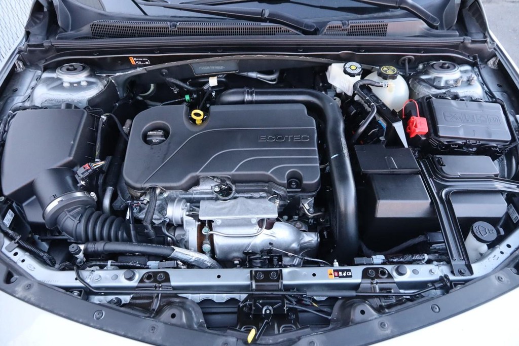 Chevrolet Malibu Vehicle Image 26