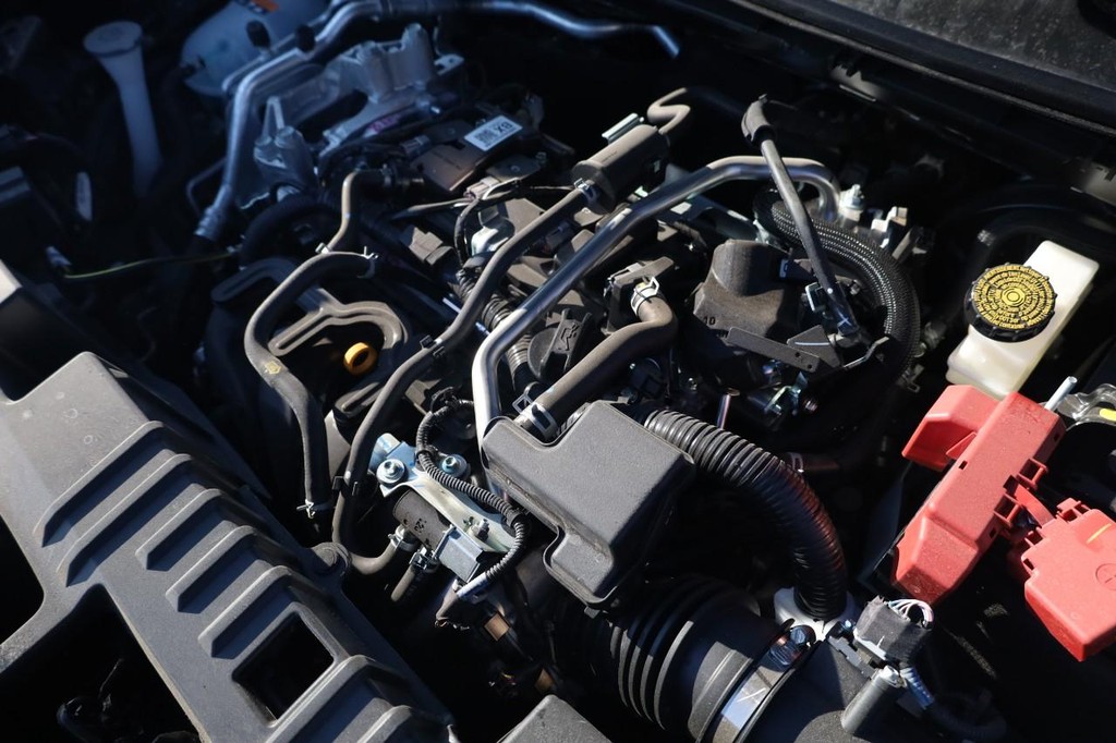 Nissan Kicks Vehicle Image 27