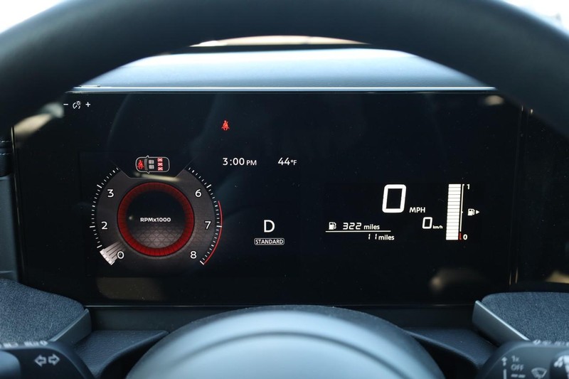 Nissan Kicks Vehicle Image 12