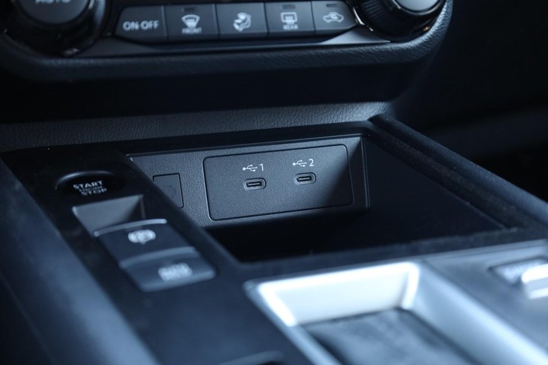 Nissan Kicks Vehicle Image 17