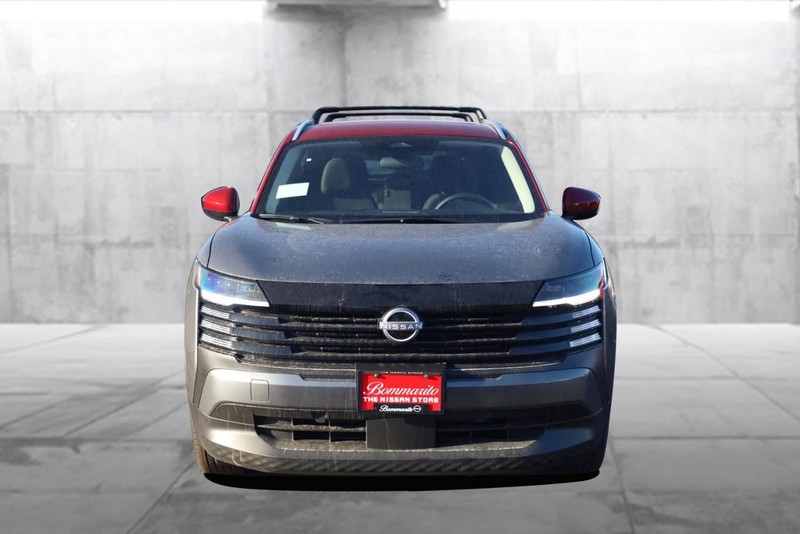 Nissan Kicks Vehicle Image 04