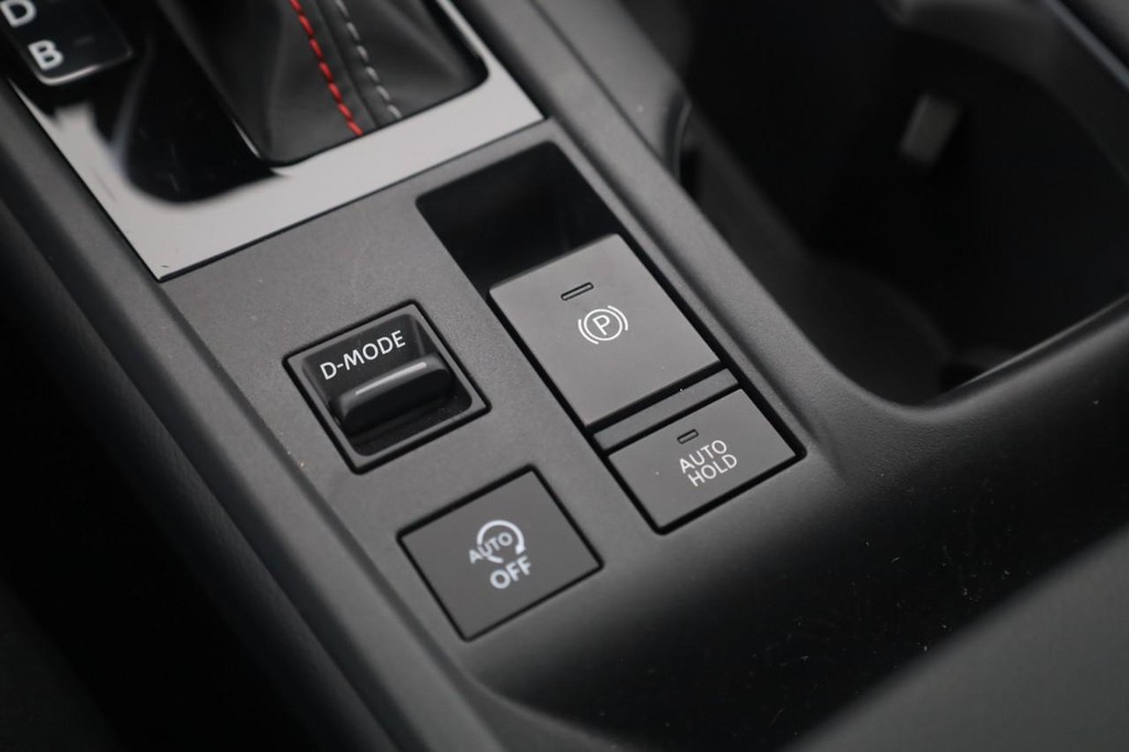 Nissan Sentra Vehicle Image 18