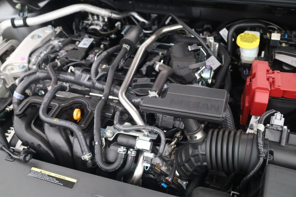 Nissan Sentra Vehicle Image 25