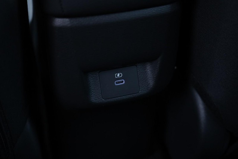 Nissan Versa Vehicle Image 20