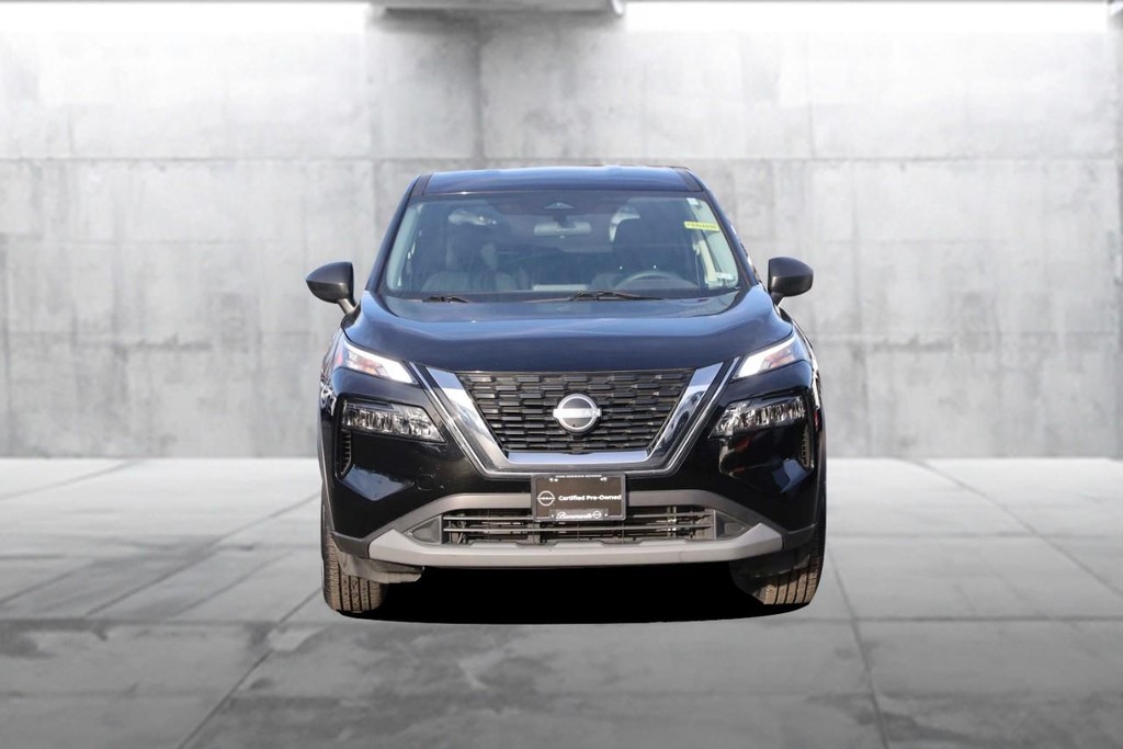 Nissan Rogue Vehicle Image 04