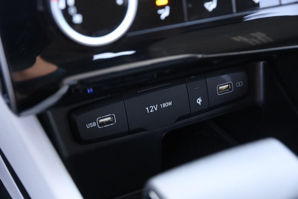 Hyundai Tucson Vehicle Image 19