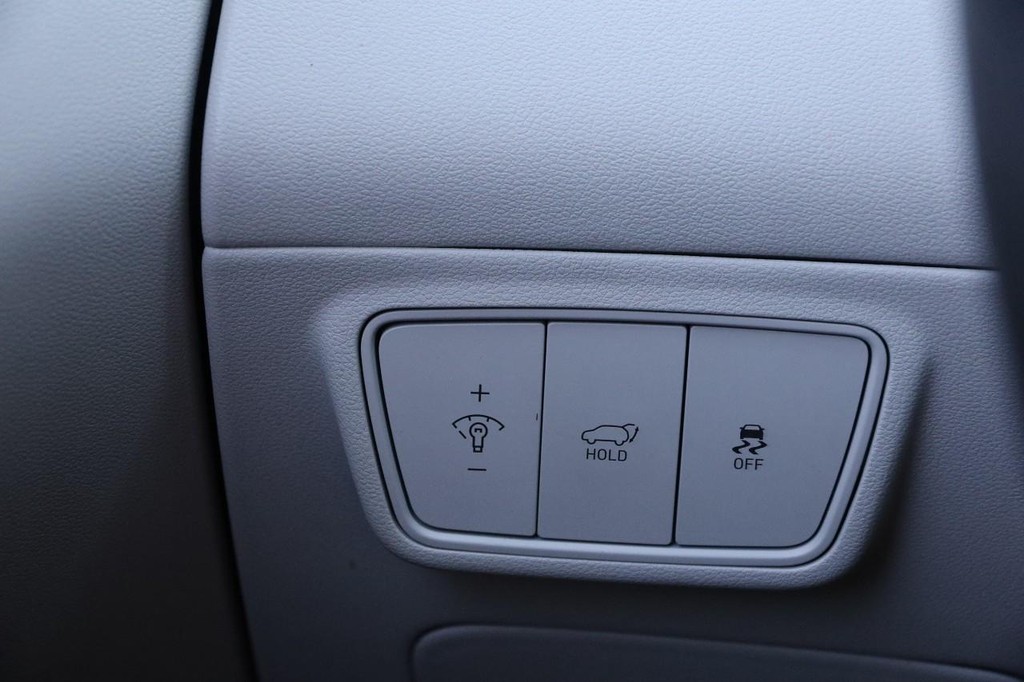 Hyundai Tucson Vehicle Image 22