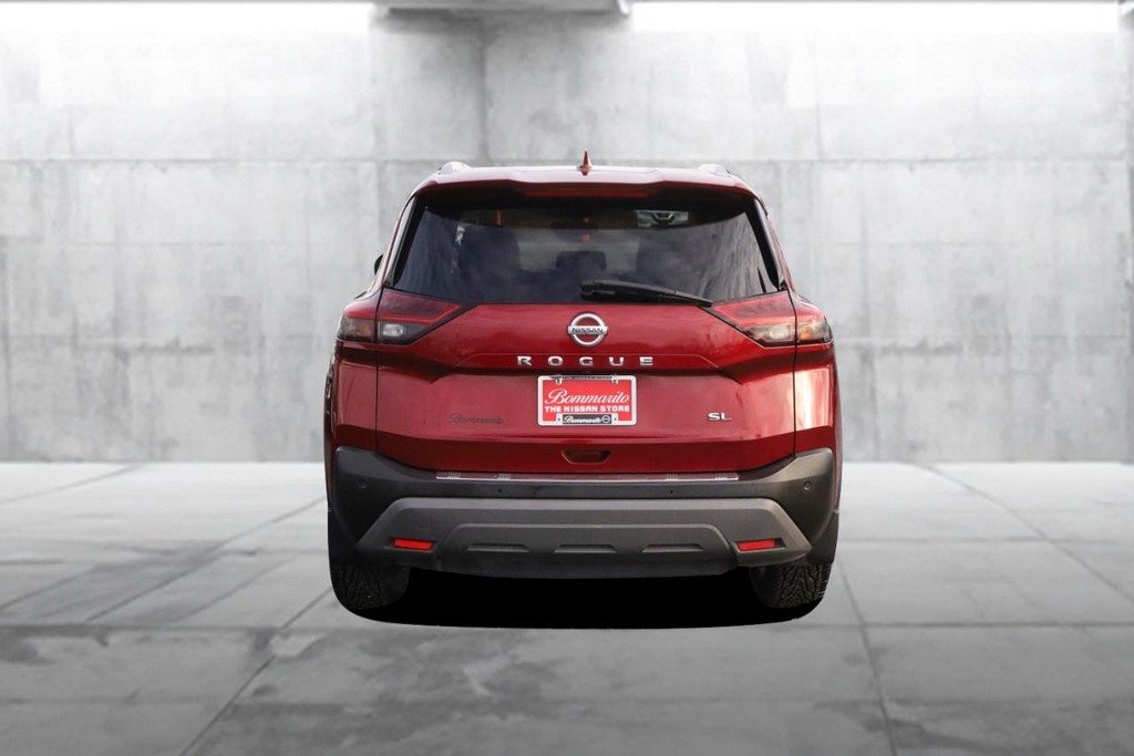 Nissan Rogue Vehicle Image 06