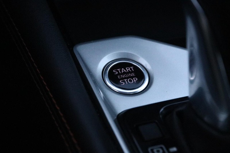 Nissan Altima Vehicle Image 17