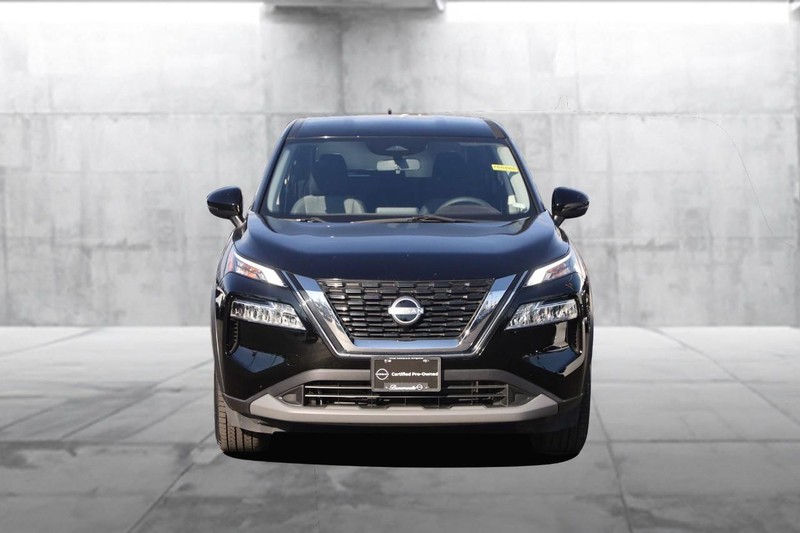 Nissan Rogue Vehicle Image 04