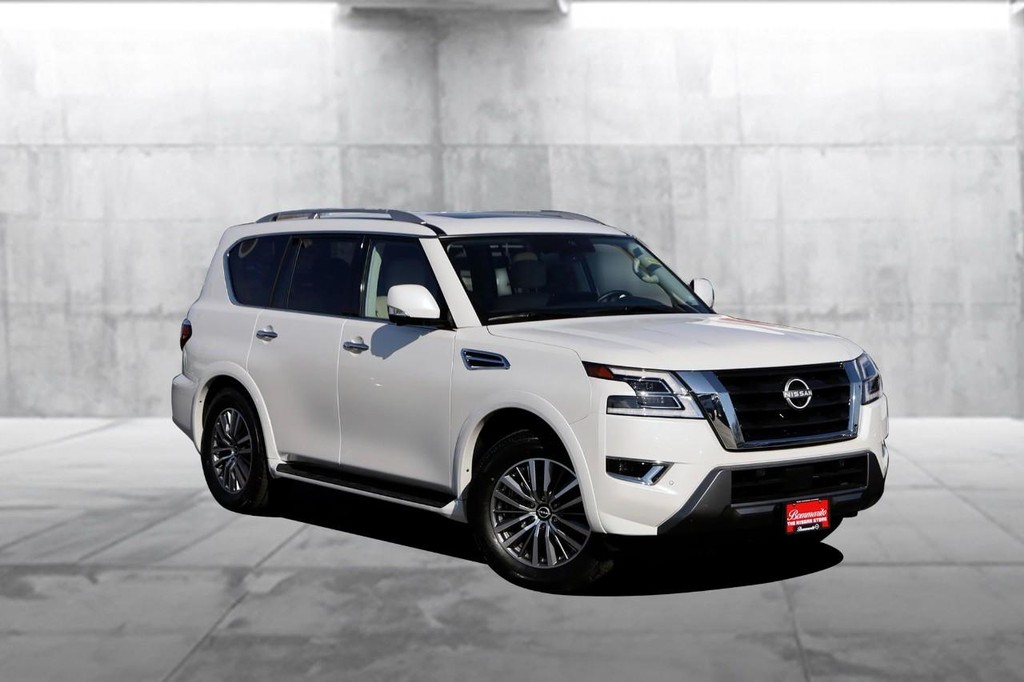Nissan Armada Vehicle Image 02