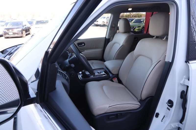 Nissan Armada Vehicle Image 10