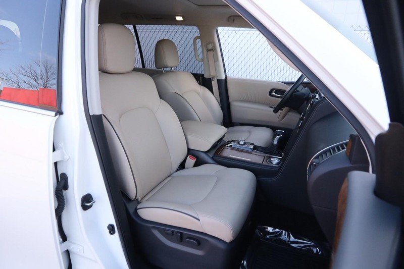 Nissan Armada Vehicle Image 29