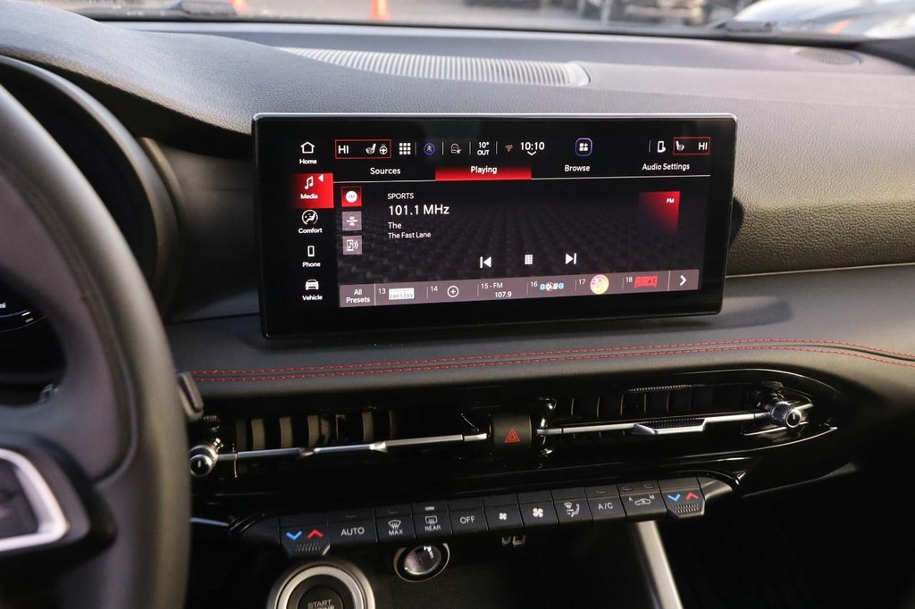 Dodge Hornet Vehicle Full-screen Gallery Image 14