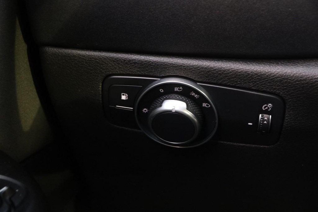 Dodge Hornet Vehicle Full-screen Gallery Image 21