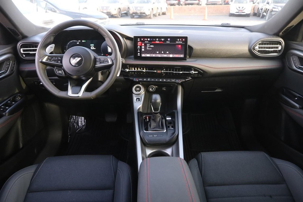 Dodge Hornet Vehicle Full-screen Gallery Image 22