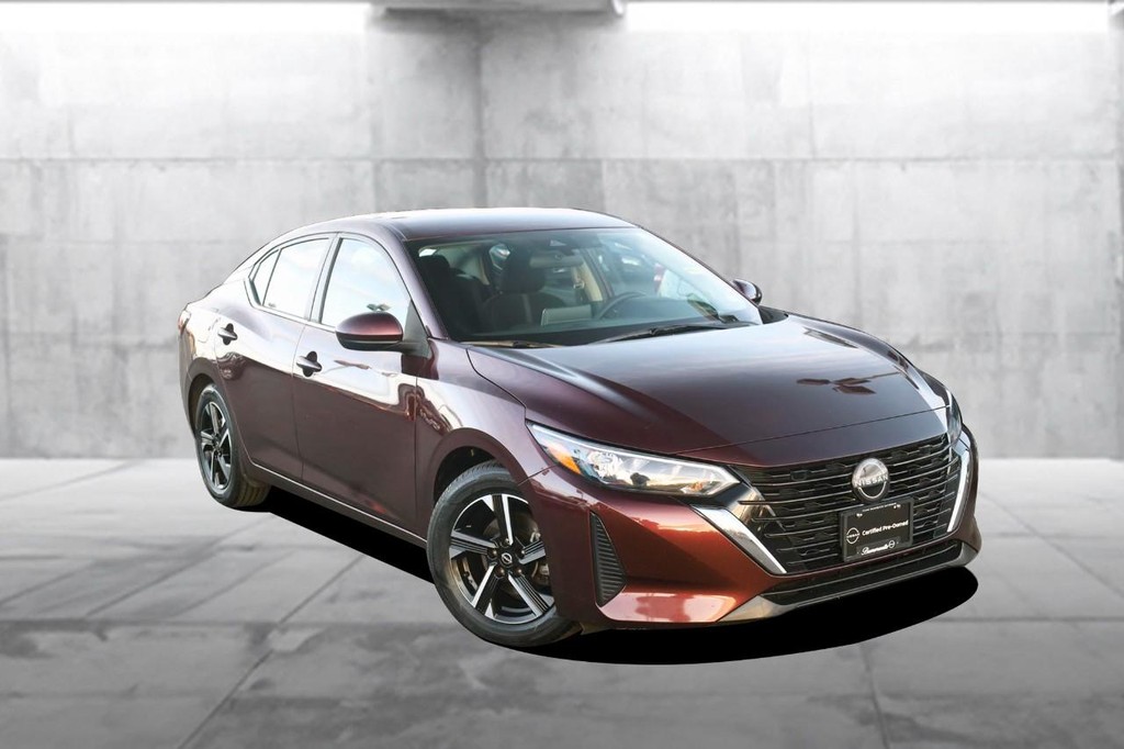 Nissan Sentra Vehicle Image 02