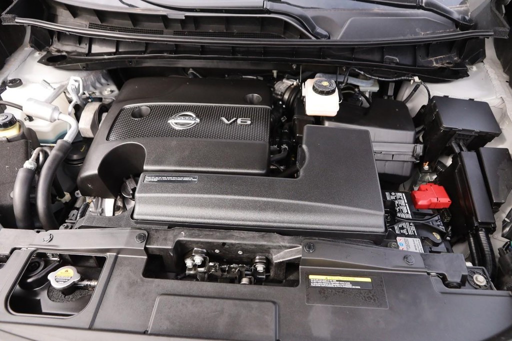 Nissan Murano Vehicle Full-screen Gallery Image 27