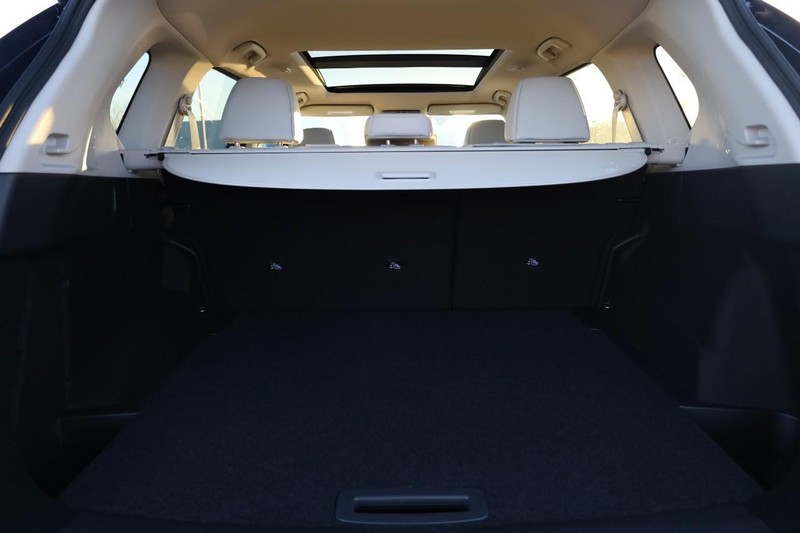 Nissan Rogue Vehicle Image 07