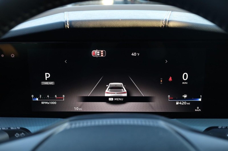 Nissan Murano Vehicle Image 13