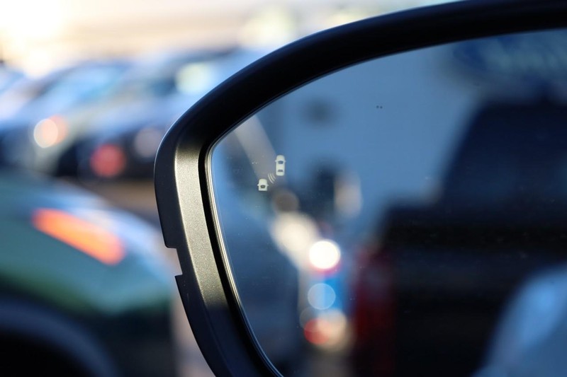 Nissan Murano Vehicle Image 24