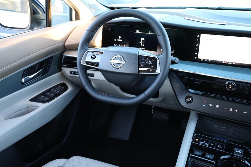 Nissan Murano Vehicle Image 28