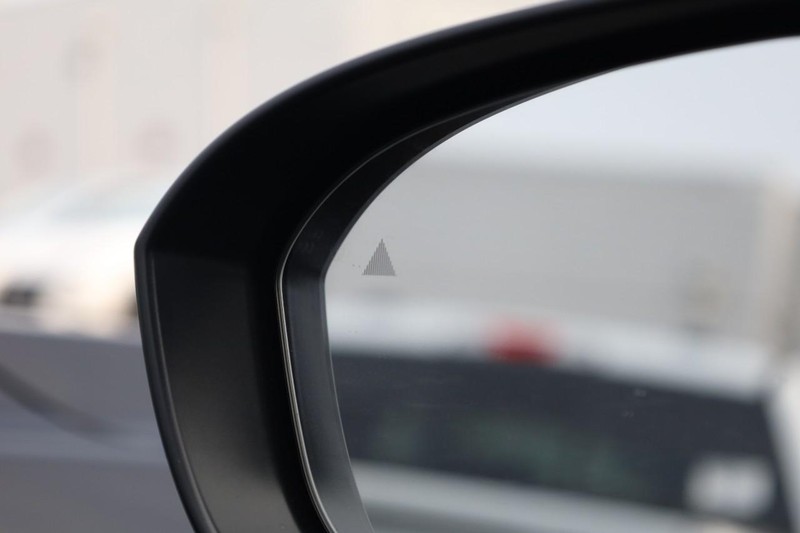 Nissan Rogue Vehicle Image 22