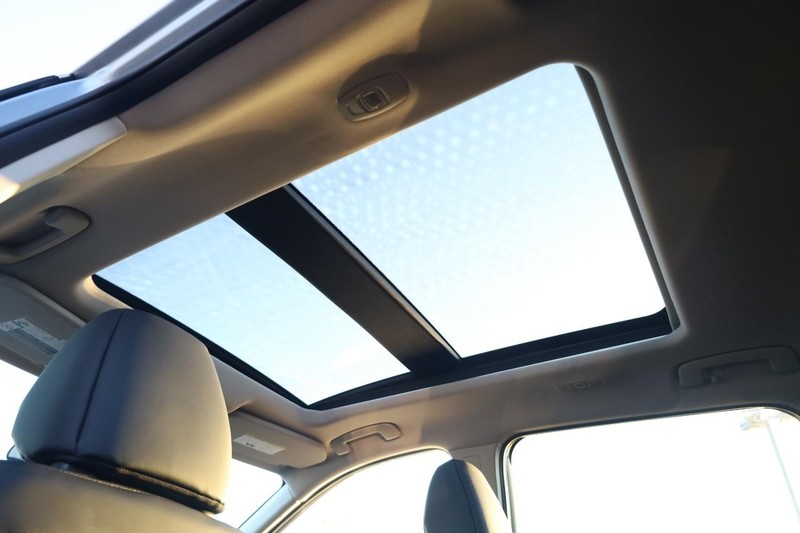 Nissan Rogue Vehicle Image 08