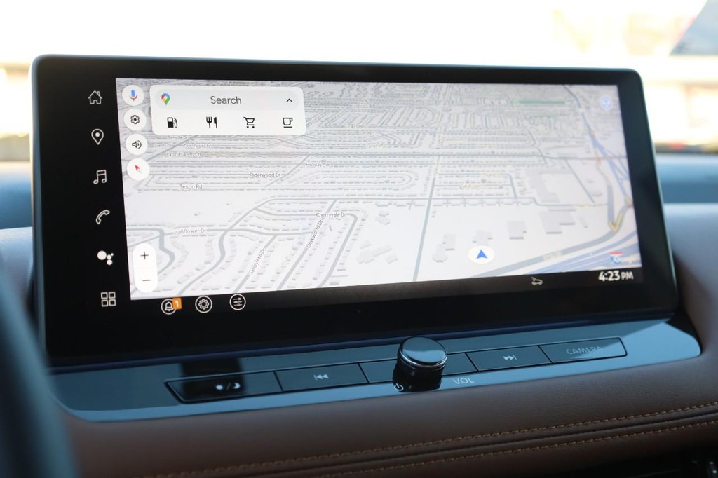 Nissan Rogue Vehicle Image 14