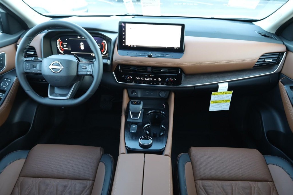 Nissan Rogue Vehicle Image 27