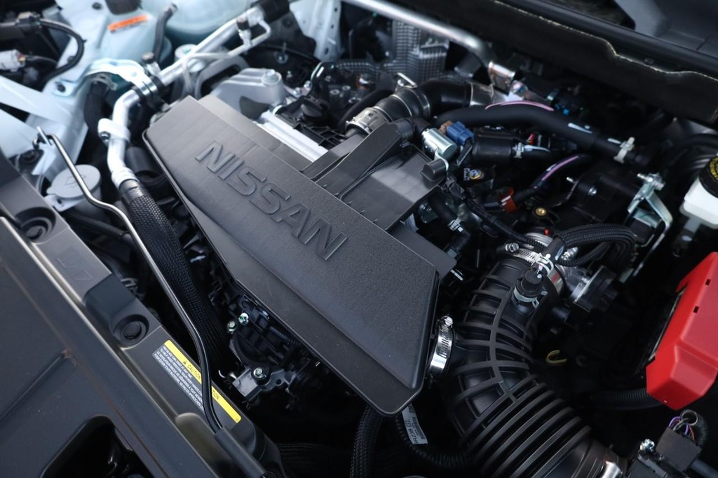 Nissan Rogue Vehicle Image 30