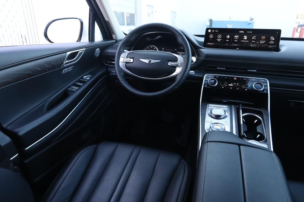 Genesis GV80 Vehicle Image 25