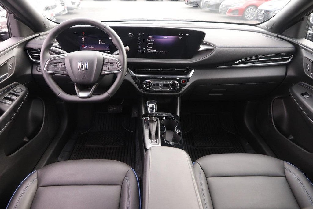 Buick Envista Vehicle Image 19