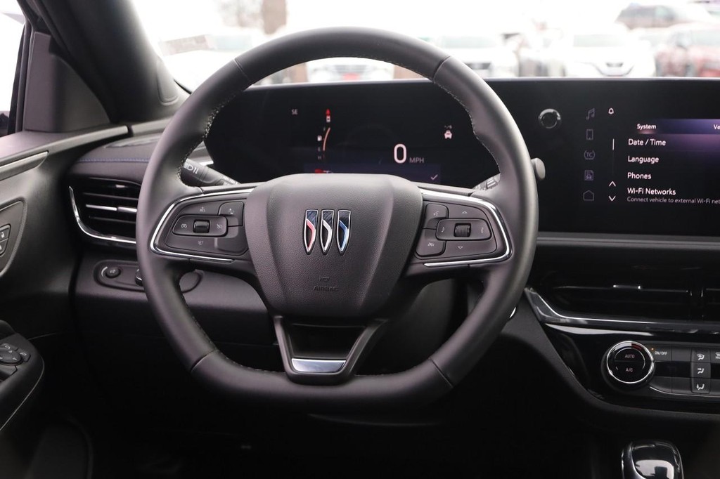 Buick Envista Vehicle Image 21