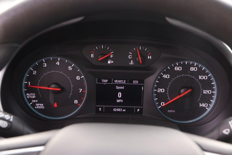 Chevrolet Malibu Vehicle Image 14