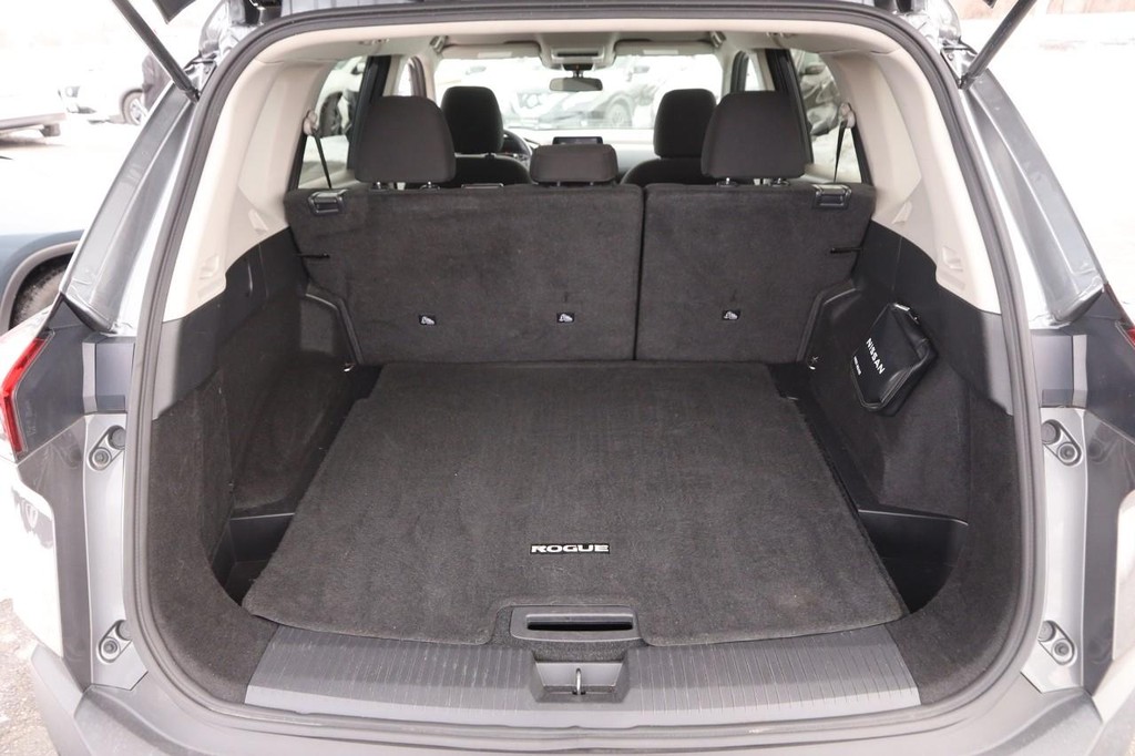 Nissan Rogue Vehicle Image 07