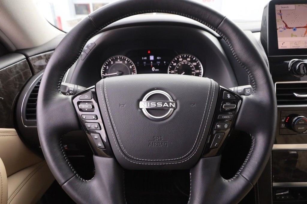 Nissan Armada Vehicle Image 13