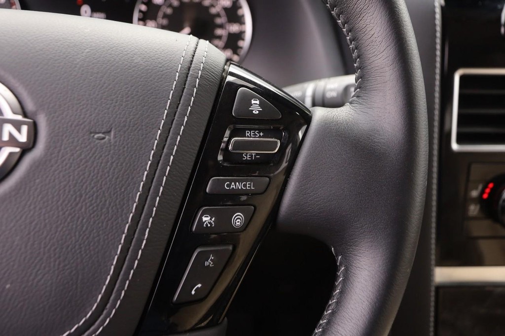 Nissan Armada Vehicle Image 15