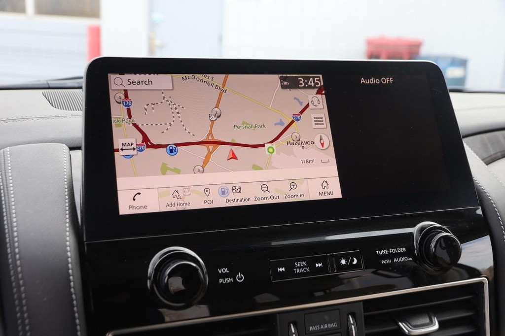 Nissan Armada Vehicle Image 19