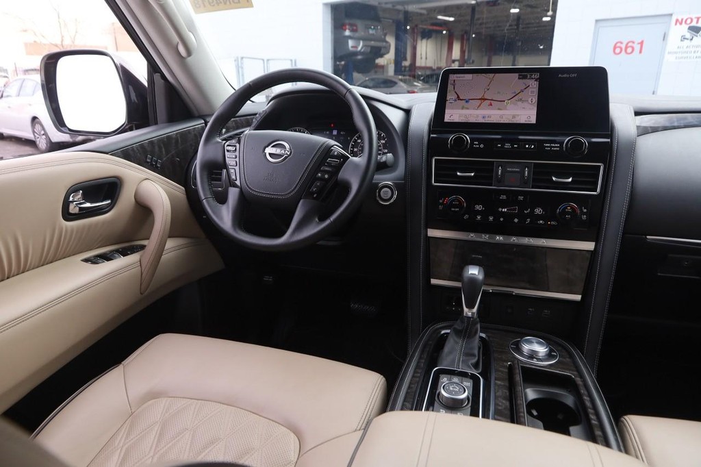 Nissan Armada Vehicle Image 25