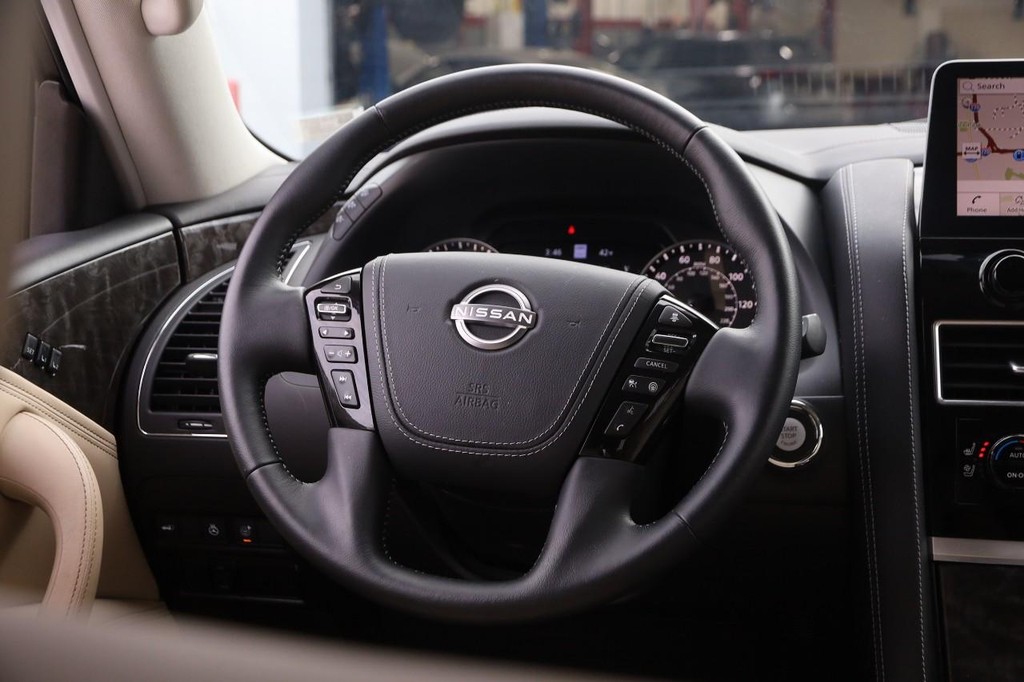 Nissan Armada Vehicle Image 26