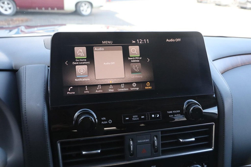 Nissan Armada Vehicle Image 21