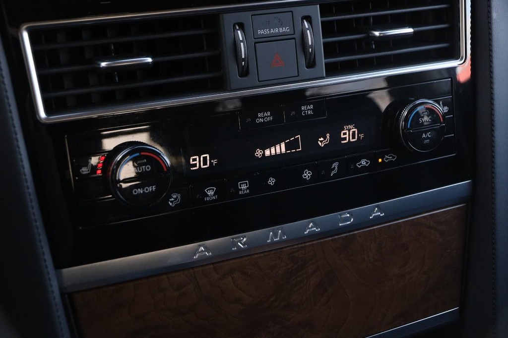 Nissan Armada Vehicle Image 23