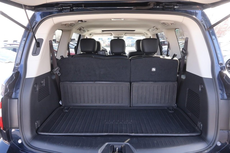 Nissan Armada Vehicle Image 10