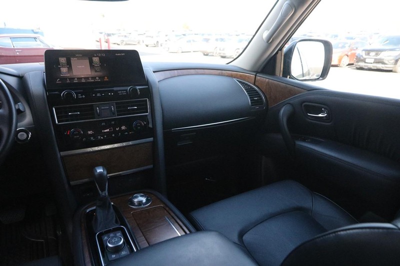 Nissan Armada Vehicle Image 31