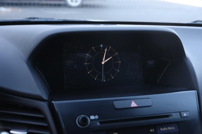 Acura ILX Vehicle Full-screen Gallery Image 16