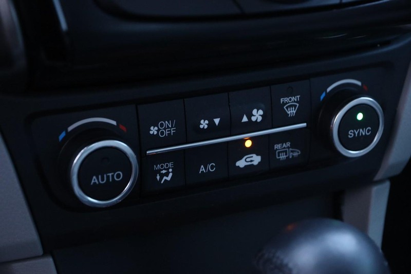 Acura ILX Vehicle Full-screen Gallery Image 19