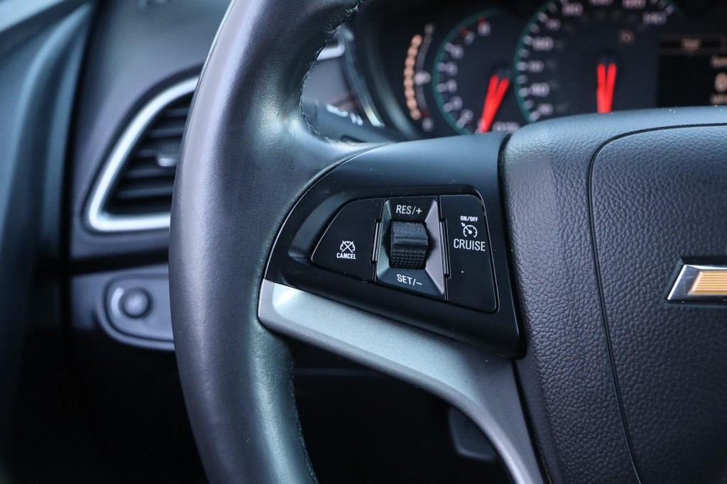 Chevrolet Trax Vehicle Image 11