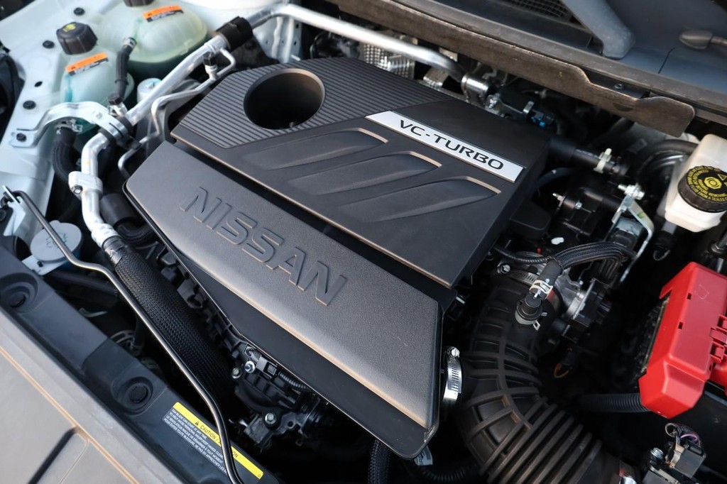 Nissan Rogue Vehicle Image 29