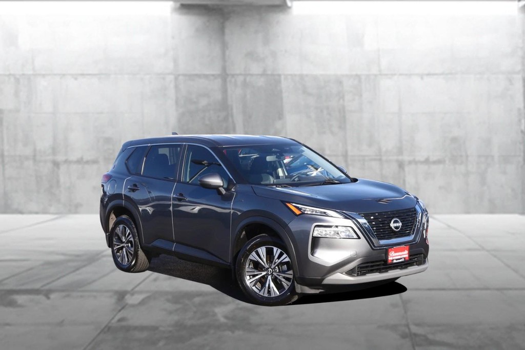 Nissan Rogue Vehicle Image 02